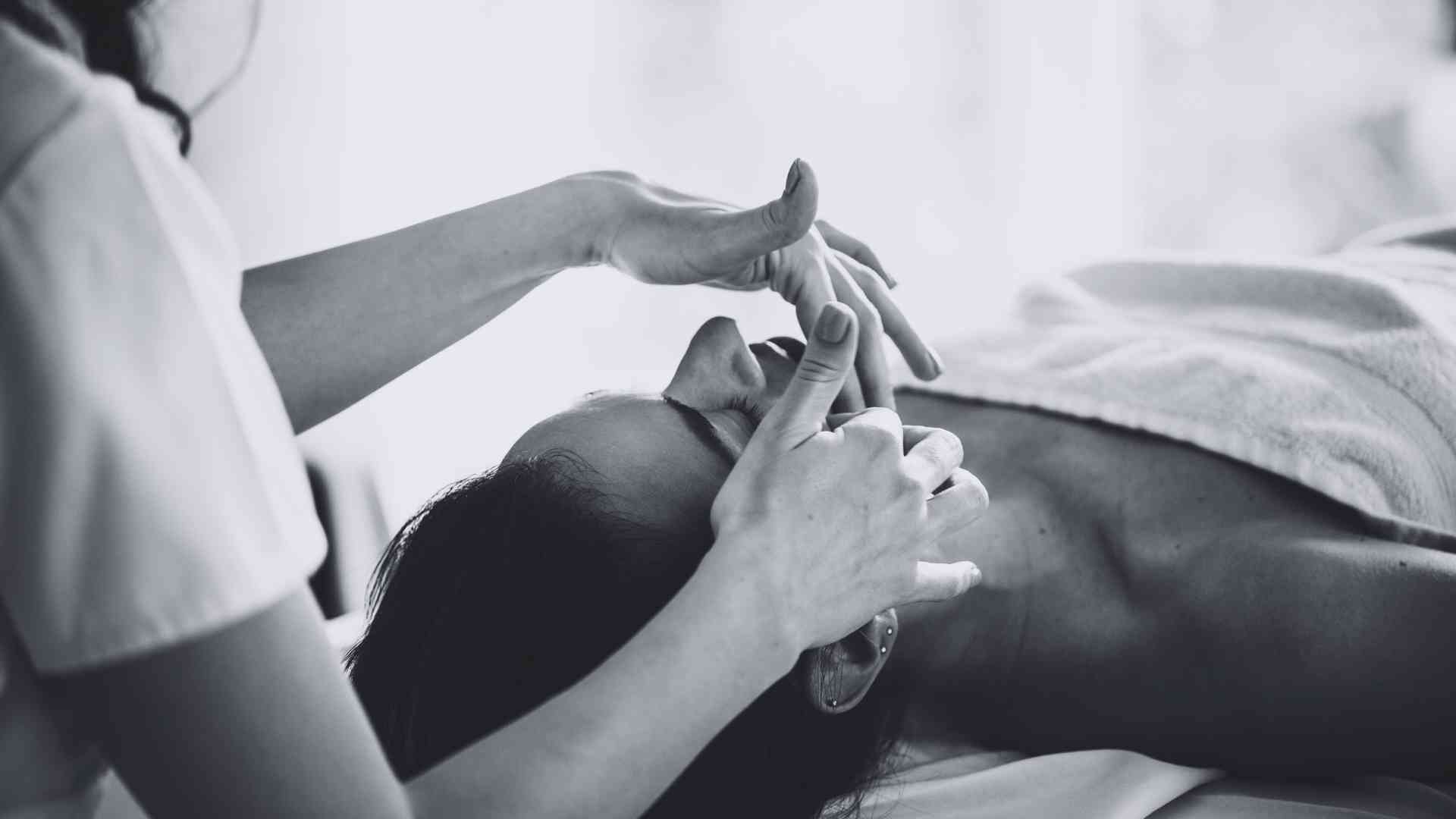 lymphatic face massage Porto